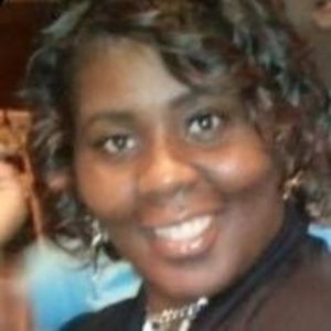 Meet your Posher, Firstlady carmencita